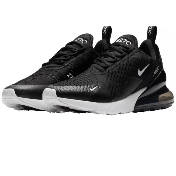 Nike Women's Air Max 270 Shoes, size 8 - Picture 3 of 9